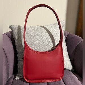 LIKE NEW Coach Curve Zip Shoulder Bag Glovetanned Leather CAF11 Brass/Ruby